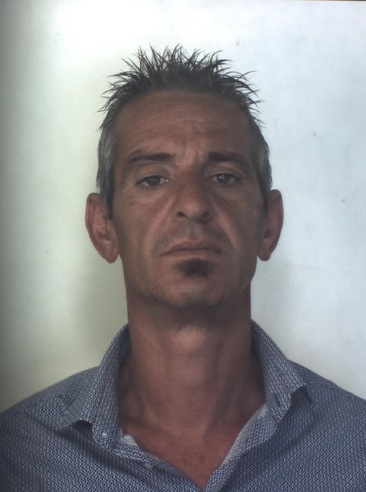 Cassibile: si scaglia contro i Carabinieri durante un controllo. In manette un 46enne