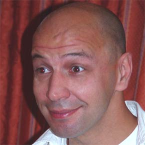 Il celebre comico palermitano Aldo Baglio, avvistato a Siracusa