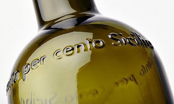 In Sicilia nasce la bottiglia a Km zero: un grande esempio di come innovazione e sostenibilità
