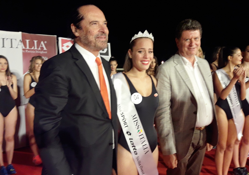 Siracusa. Trotto e Miss: la diciottenne Marzia Bosco e Sofia de Rum sono le stelle dell’Ippodromo