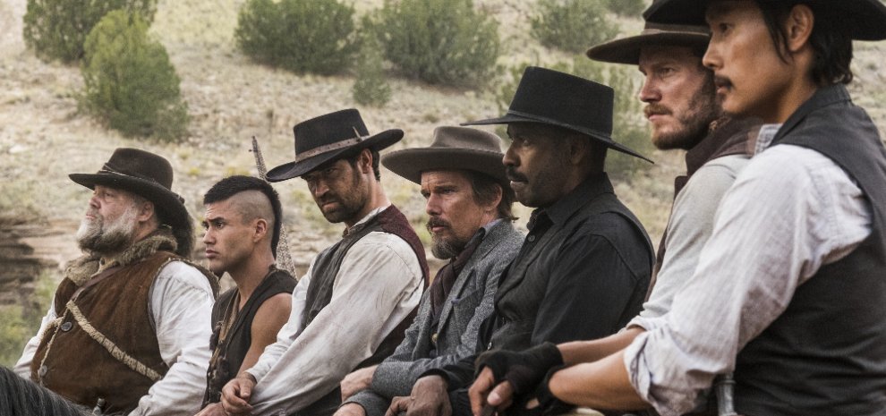 “I magnifici sette” di Antoine Fuqua: western mezzo sbiadito che spara dritto all’intrattenimento FOTO e VIDEO
