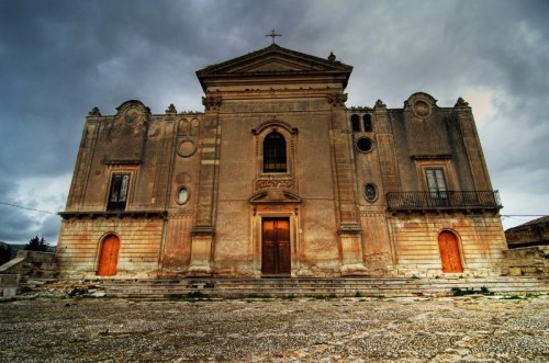 Siracusa, domenica 16 una visita guidata al Borgo Antico di Cassibile: parteciperà Paolo Brosio