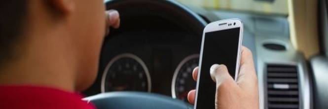 “Safe Drive” l’app siciliana che silenzia notifiche e chiamate dello smatphone mentre guidi