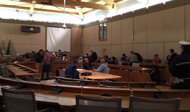 Siracusa. Dopo le dimissioni “condizionate” l’opposizione ci riprova: protocollata la mozione di sfiducia contro Garozzo