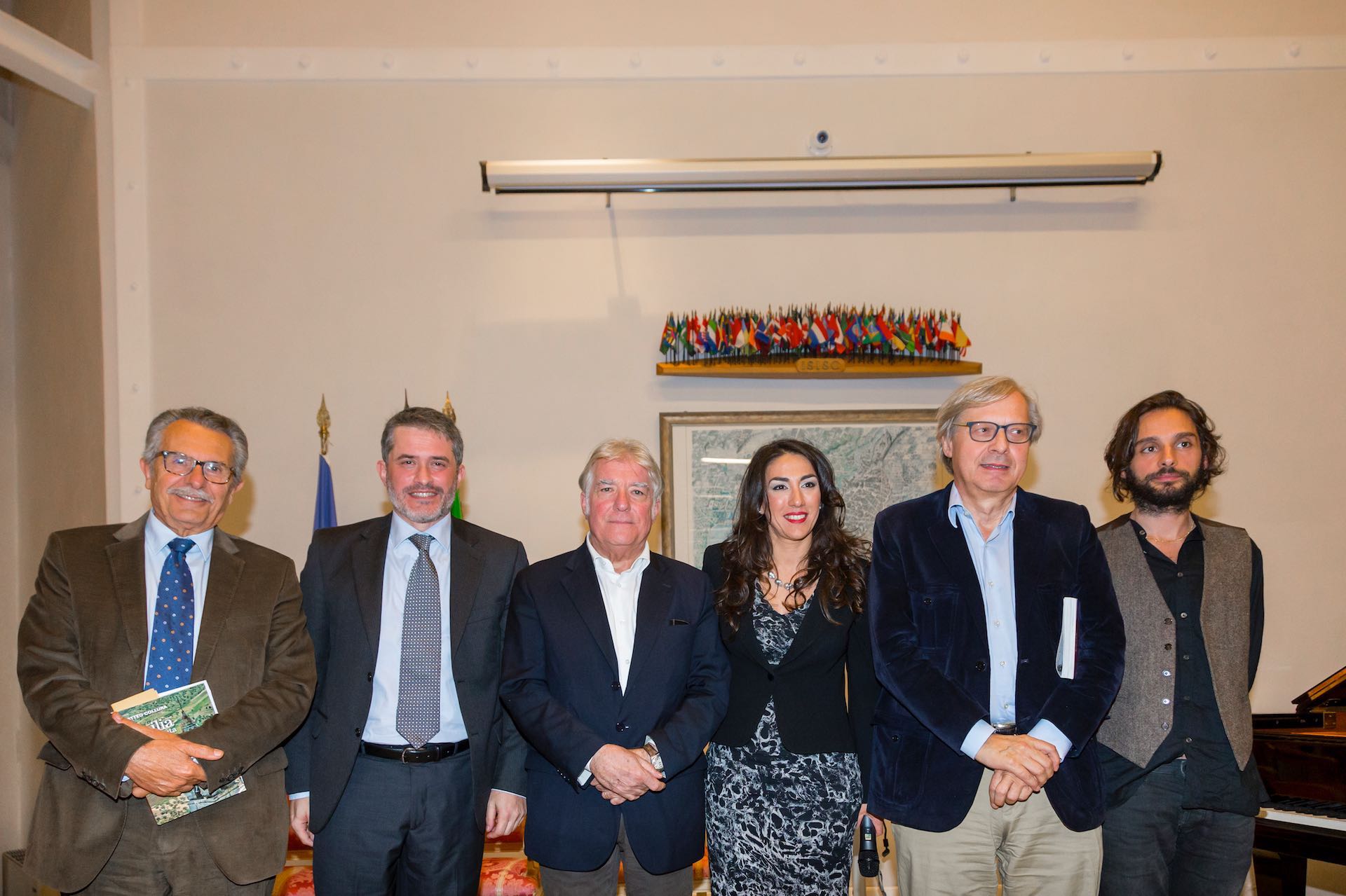 Siracusa: Vittorio Sgarbi tra gli ospiti di ieri della rassegna itinerante “Paesaggi di mare”