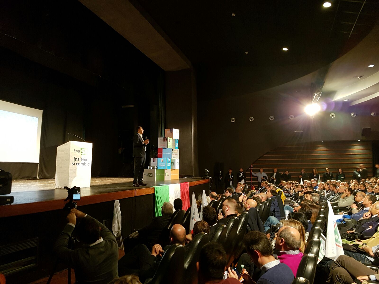 Matteo Renzi a Siracusa per promuovere il Sì al Referendum Costituzionale