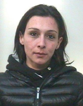Pachino. Nascondeva eroina tra gli indumenti: arrestata una 23enne