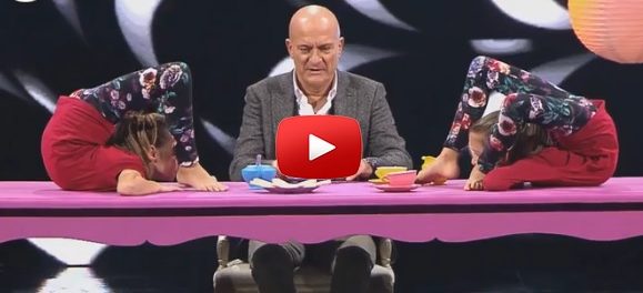 bambine-contorsioniste-siracusatimes