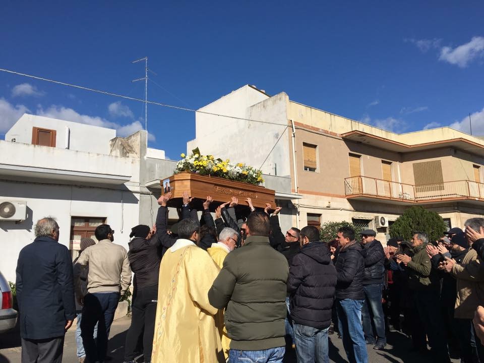 Cassibile. L’addio silenzioso ad Antonio Galvano