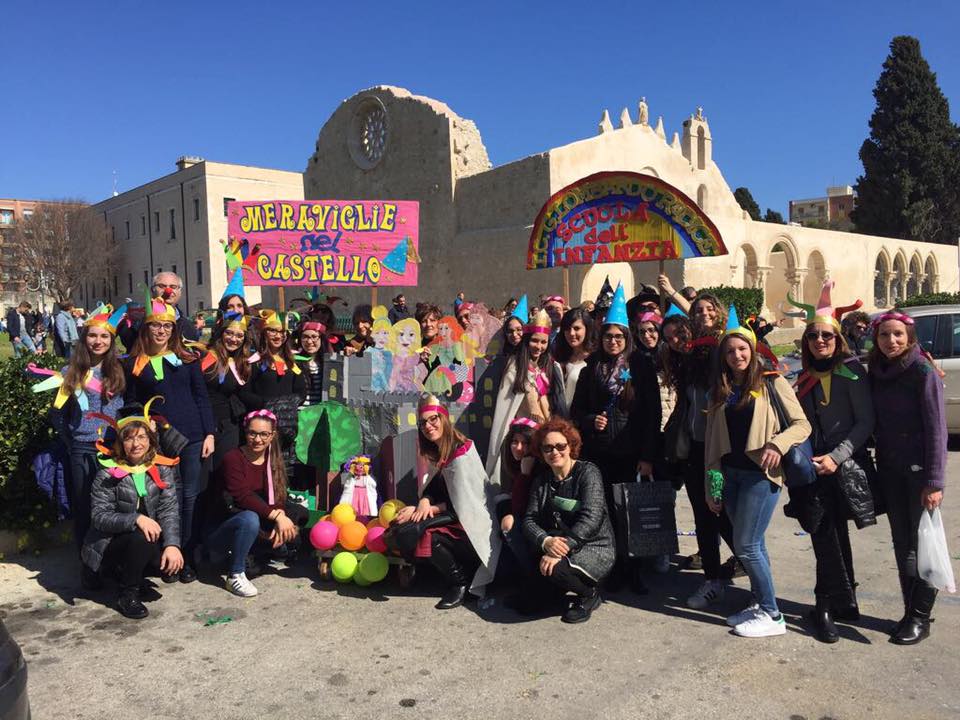 Siracusa. “Le meraviglie del castello”: sfilata in maschera dei bambini della “Lombardo Radice”