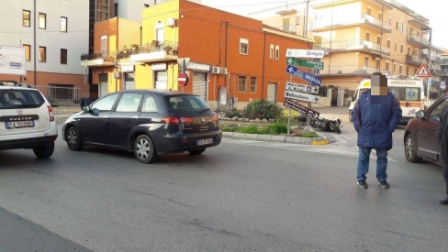 Siracusa, incidente stradale in viale Scala Greca: coinvolta una moto