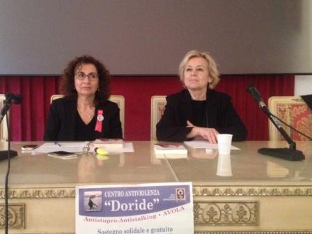 Noto, VolaLibro: nella terza giornata spazio alle donne. Ospite la giornalista Giuliana Sgrena