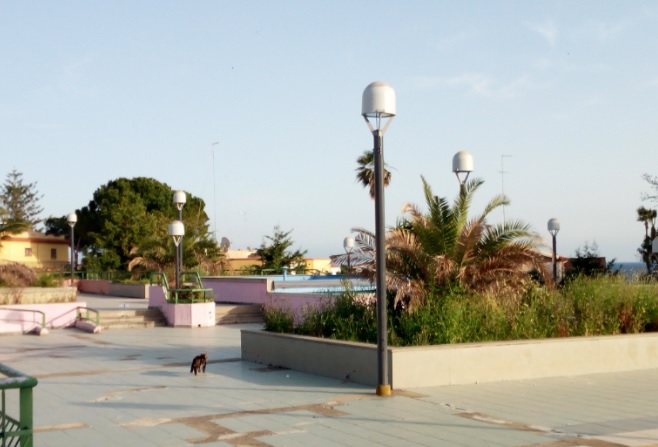 Siracusa, nuova illuminazione per la piazzetta “118” di Fontane Bianche: “verso la rinascita della frazione balneare”
