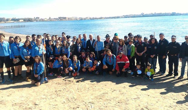 Siracusa, “Nonostante tutto… la natura non si arrende”: Carabinieri, Fai e Scout ripuliscono le spiagge del territorio