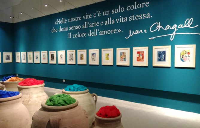 Noto ospita la mostra “Marc Chagall, Ottavio Missoni, Sogno e Colore”