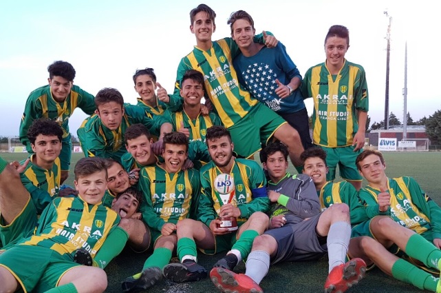 S.C. Palazzolo campione provinciale: “Pappalardo para su Sgroi, poi per i gialloverdi inizia la festa”