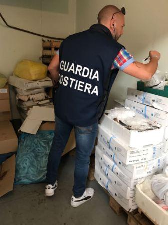 Avola. La Guardia Costiera sequestra oltre 10 kg di prodotti ittici privi della documentazione di tracciabilità