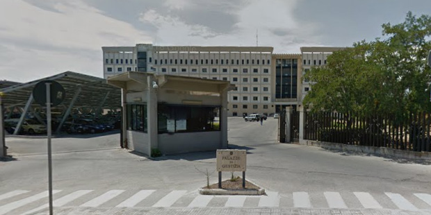 Siracusa: il procuratore capo Giordano e due pm a rischio trasferimento per incompatibilità