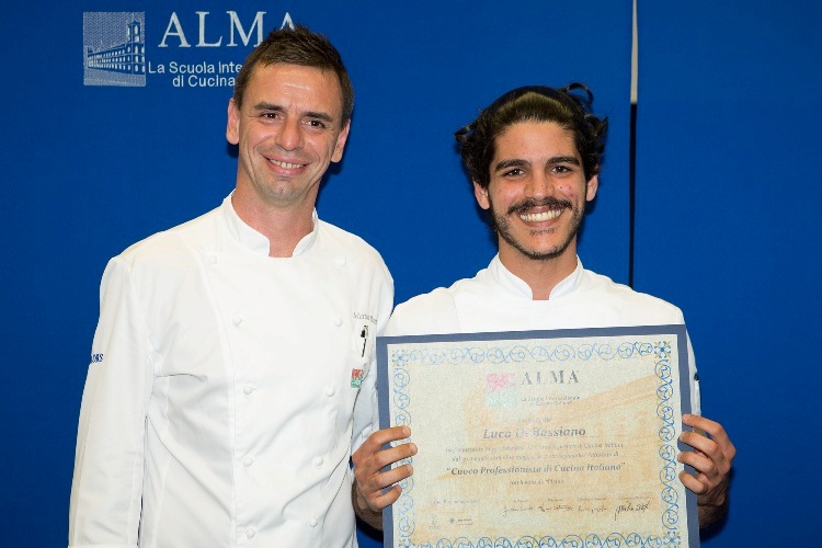 Il siracusano Luca Di Bassiano diplomato cuoco professionista alla Scuola Internazionale di Cucina Italiana di Gualtiero Marchesi
