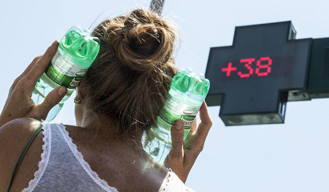 Siracusa, allerta caldo: attiva la sala operativa della Protezione Civile, presidi 118 a Casina Cuti e al Tempio di Apollo