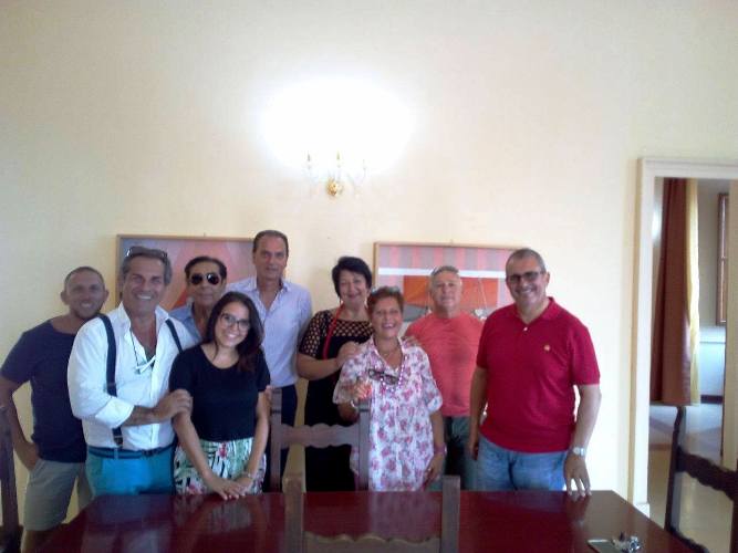 Francofonte. L’Amministrazione alle artiste Melania Caponetto e Giusy Finestrone: “Grazie per dare lustro al paese”