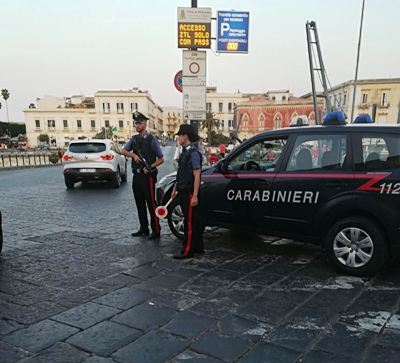 Siracusa. Presidi di sicurezza dei Carabinieri in Ortigia, proseguono i controlli a tappeto