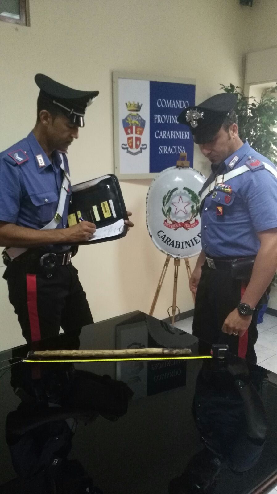 Priolo Gargallo: violenze, minacce e abbandono di minori. Arrestato un 46enne