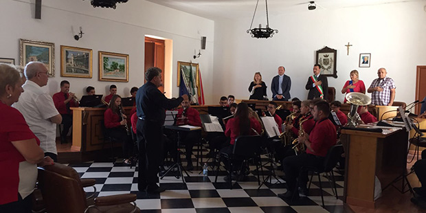 Solarino, ieri il concerto dell’orchestra di fiati dell’Accademia Musicale Xiridia in onore degli emigrati