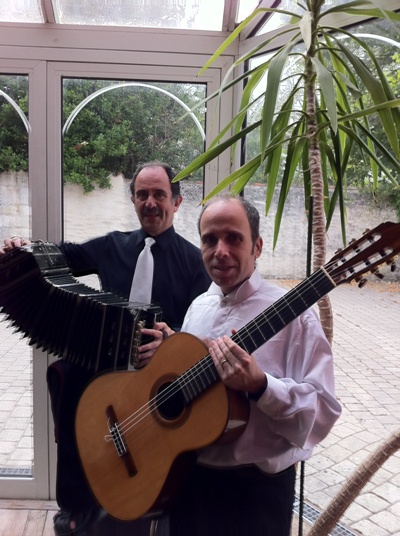 Siracusa, “Musica sotto le stelle”. Si terrà all’ex convento del Ritiro il concerto di Orlando Di Bello e Carles Pons