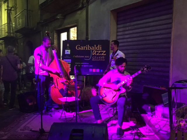 Sicilia, Piazza Armerina. “Suoni e Luci alla Villa” e “Garibaldi Jazz Street”, ieri la chiusura dei due eventi