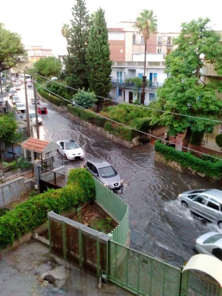 Siracusa. Maltempo, il racconto dei residenti in via Augusta: “bloccati in casa per la pioggia”