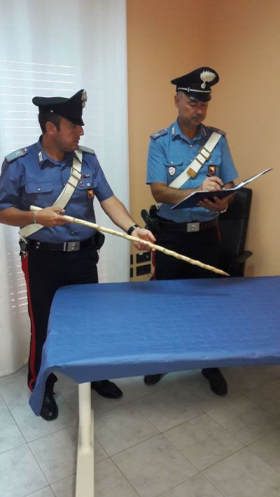 Siracusa. Aggredisce con un bastone un conoscente e lo rapina: ai domiciliari un 51enne