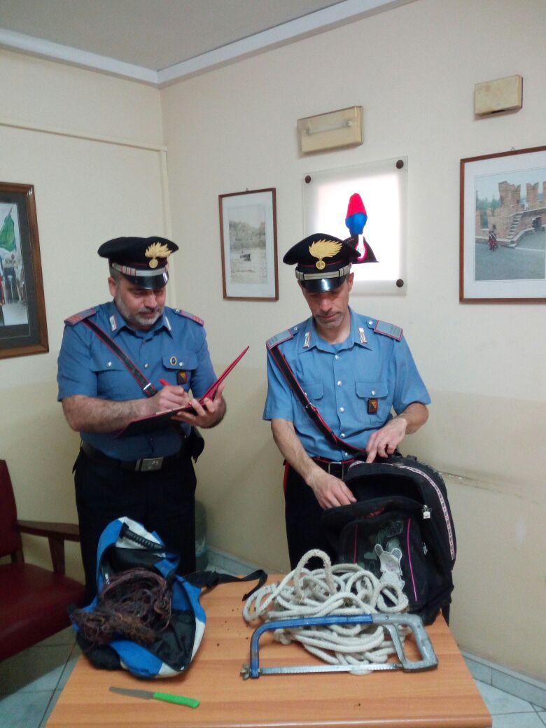 Carlentini. Ruba oltre 500 metri di cavi telefonici: ai domiciliari un 44enne