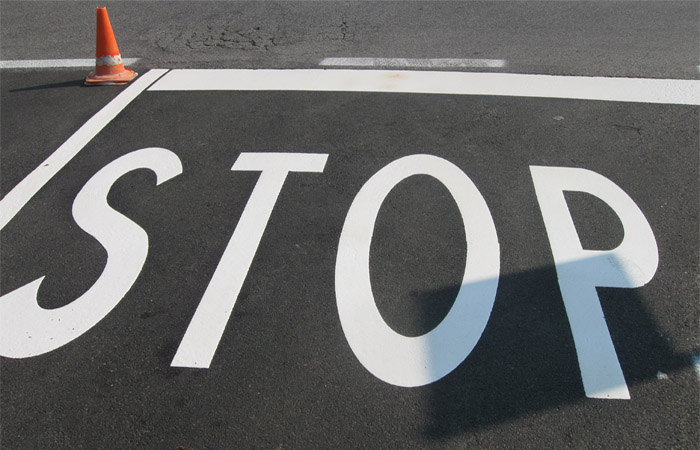 Siracusa. Modifiche alla viabilità in via Necropoli Grotticelle: dopo la pavimentazione stradale arriva la segnaletica orizzontale