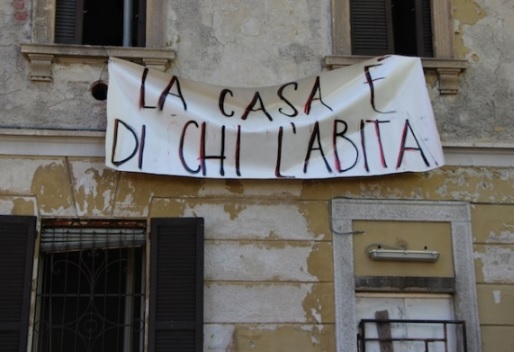 Noto, madre e figlia occupano una casa in via Fornaciari: denunciata una 26enne