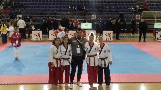 Francofonte, arti marziali. Podio per l’A.s.d. Hydra TKD ai Campionati Italiani Poomsae e Freestyle 2017 