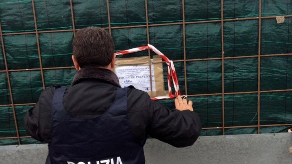 Noto, abusivismo edilizio in contrada Zupparda: denunciato un 38enne