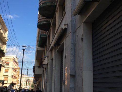 Siracusa, ladro ruba un Rolex in Corso Matteotti e fugge indisturbato