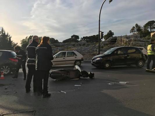 Siracusa. Incidente in viale Teracati