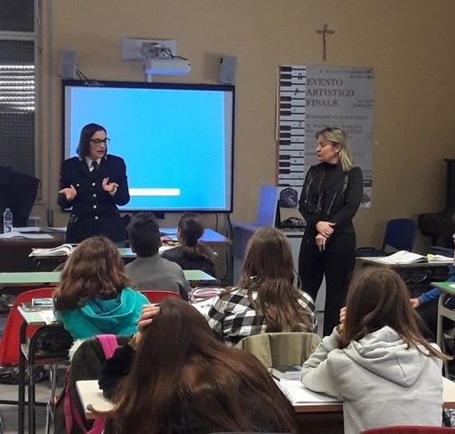 Siracusa. La Polizia incontra gli studenti dell’istituto “Paolo Orsi”