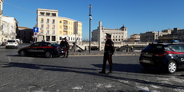 Siracusa, rissa notturna nel cuore del centro storico: intervengono i Carabinieri