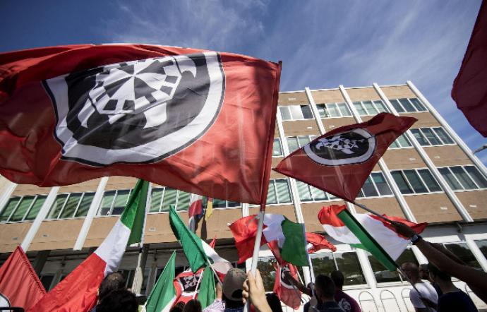 Noto, minacce di morte a candidato alla Camera di CasaPound: “al pericolo fascista si risponde con la lotta armata”