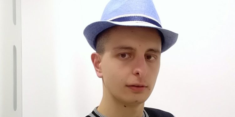 Siracusa. Giovane si accascia al suolo e muore