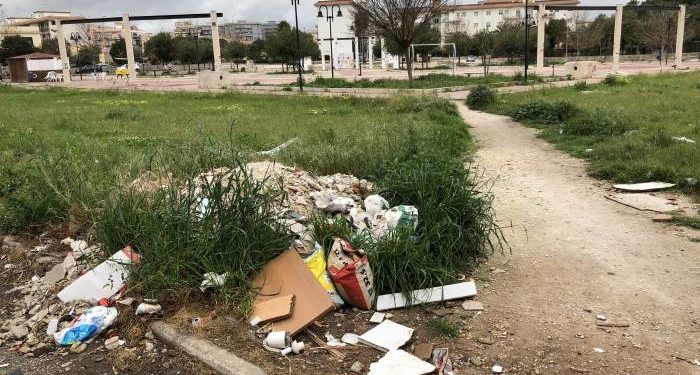 Siracusa. Sorbello e Vinci denunciano lo stato di degrado di piazza “Scamporlino”