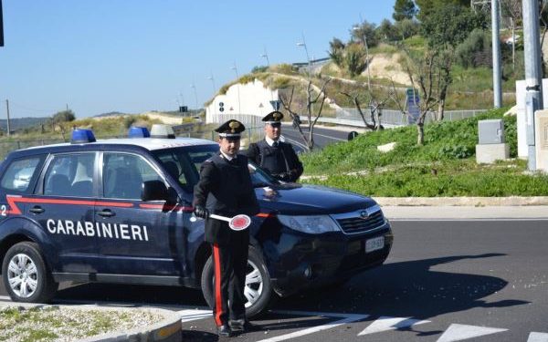 Noto, controllo del territorio: due arresti per spaccio e rapina e 6 persone denunciate