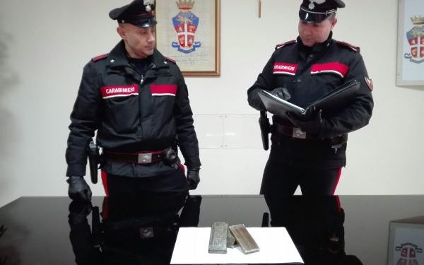 Siracusa. Fermato a bordo della sua auto con 200 grammi di hashish, arrestato