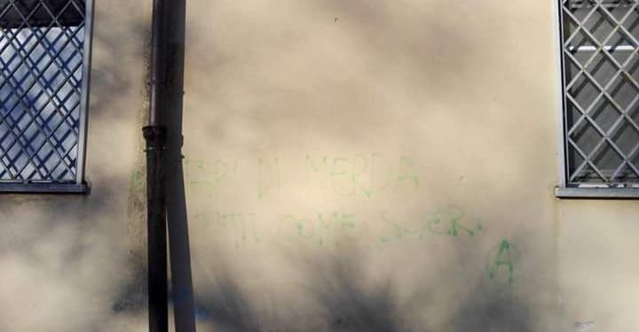 Siracusa, l’associazione “Giustizia per Lele Scieri” si rivolge al sindaco di Pisa per rimuovere una scritta ingiuriosa