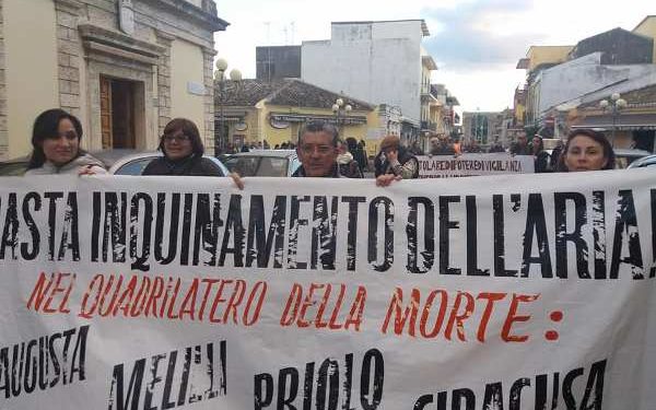 Siracusa. “Basta inquinamento dell’aria nel quadrilatero della morte”, sabato quarta tappa a Melilli