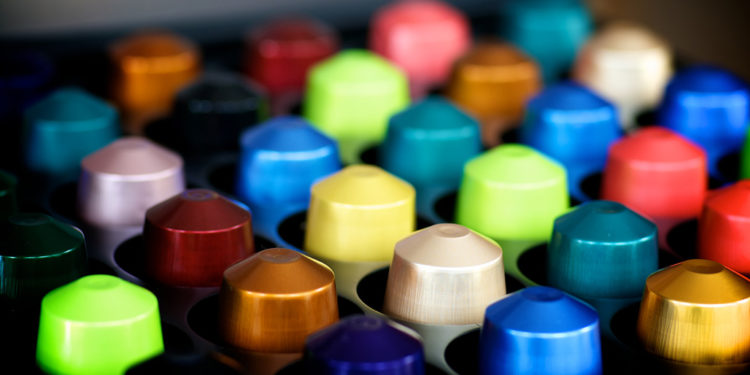 Priolo Gargallo, ruba cialde di caffè: denunciata una donna