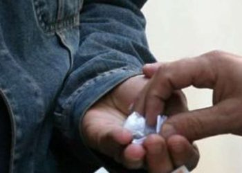 Lentini, 10 mesi e 22 giorni per detenzione e spaccio di stupefacenti: arrestato un giovane